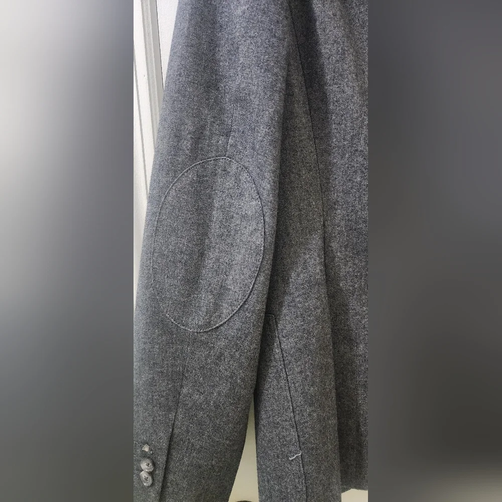 Vince Classic Gray Men's Blazer,‎ Size 44, Cotton.